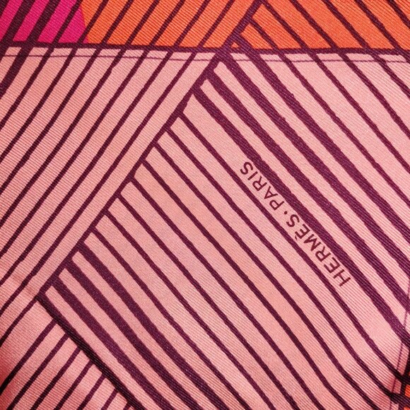 HERMES Jeu Des Omnibus Remix 90 CM Pink Orange Scarf - Excellent In Box - Picture 3 of 11